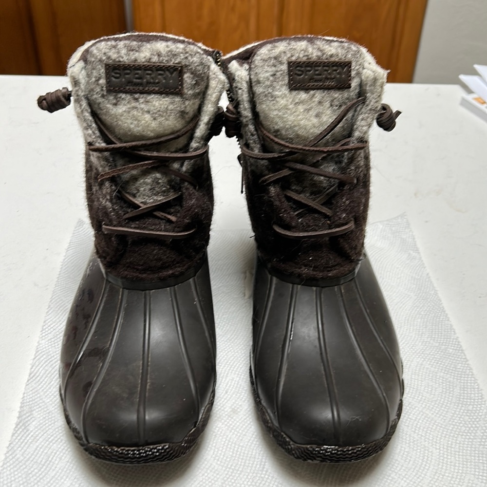 Women’s Sperry brand rain boots